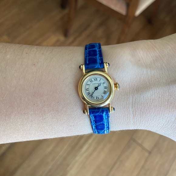 *SOLD* Cartier Mini Diabolo 18K Yellow Gold Watch - Picture 9 of 11